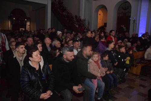 dsc-4829-copy Kolędowanie Tarnowskiego Chóru GOS.pl