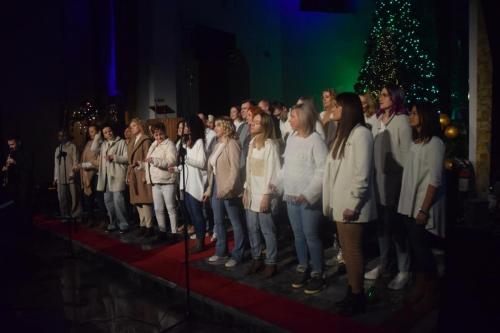 dsc-4834-copy Kolędowanie Tarnowskiego Chóru GOS.pl