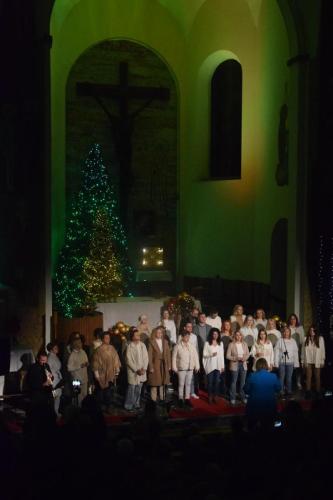 dsc-4863-copy Kolędowanie Tarnowskiego Chóru GOS.pl