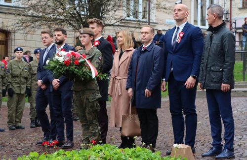 img-2796-edytowano-copy Tarnów – Miasto Pierwsze Niepodległe - Grób Nieznanego Żołnierza