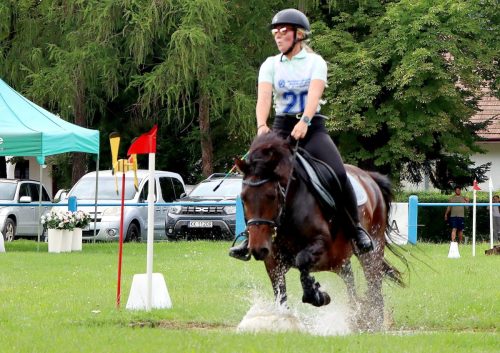 img-4605-edytowano-copy Hucuły na medal – emocjonujące kwalifikacje w Klikowskiej Ostoi- cz..1