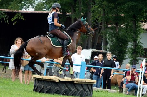 img-4820-edytowano-copy Hucuły na medal – emocjonujące kwalifikacje w Klikowskiej Ostoi- cz..1