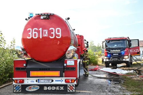 540498774_748563551293826_6402819369078557676_n Groźny pożar w Tarnowie. Strażacy wygrali walkę z ogniem