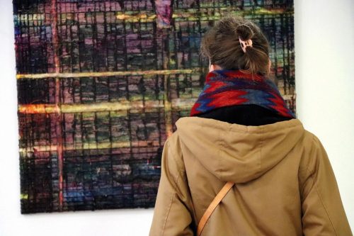 4-copy Wernisaż Jacka Jasiniaka „Ślady procesu” w Tarnowie. Emocjonalny powrót artysty do korzeni