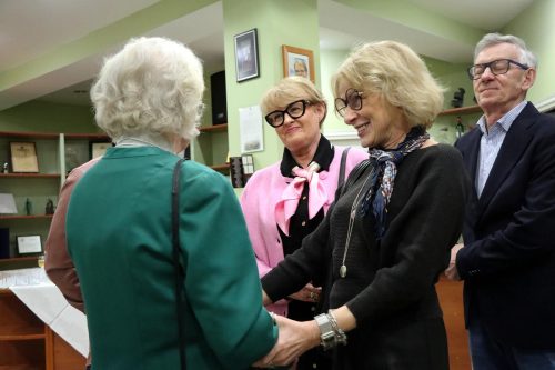 8-copy Wernisaż Jacka Jasiniaka „Ślady procesu” w Tarnowie. Emocjonalny powrót artysty do korzeni