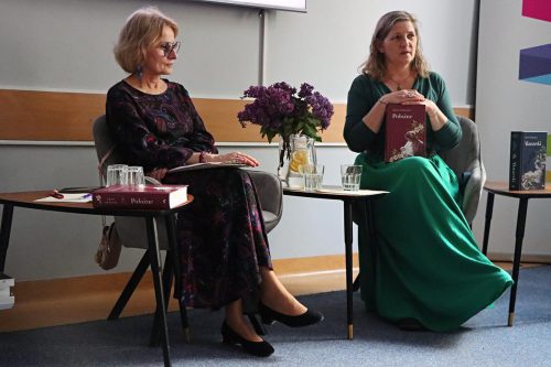 1-copy „Położne” – literatura, która dotyka prawdziwego życia