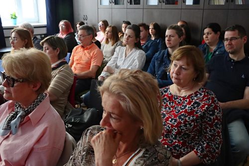 5-copy „Położne” – literatura, która dotyka prawdziwego życia