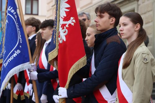 10-copy „Pamięć, która zobowiązuje. Tarnowskie obchody Dnia Pamięci Ofiar Zbrodni Katyńskiej”