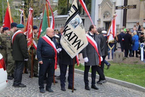 18-copy „Pamięć, która zobowiązuje. Tarnowskie obchody Dnia Pamięci Ofiar Zbrodni Katyńskiej”
