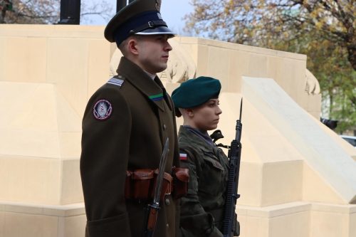 21-copy „Pamięć, która zobowiązuje. Tarnowskie obchody Dnia Pamięci Ofiar Zbrodni Katyńskiej”