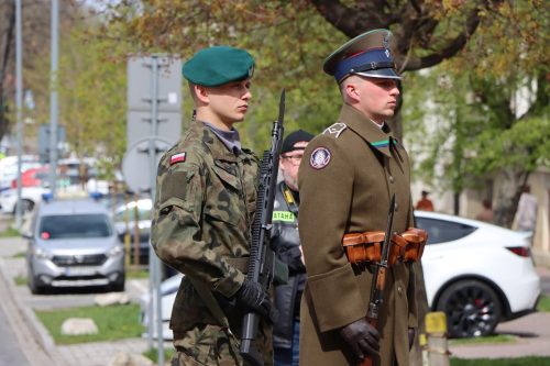 7-copy „Pamięć, która zobowiązuje. Tarnowskie obchody Dnia Pamięci Ofiar Zbrodni Katyńskiej”