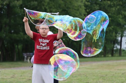 20-copy Letni Festiwal Zabawy i Holi – Święto Kolorów na Tarnowskich Błoniach