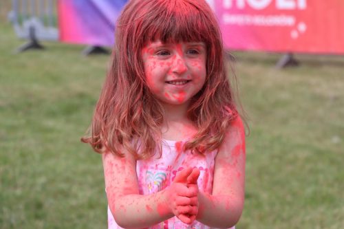 4-copy Letni Festiwal Zabawy i Holi – Święto Kolorów na Tarnowskich Błoniach