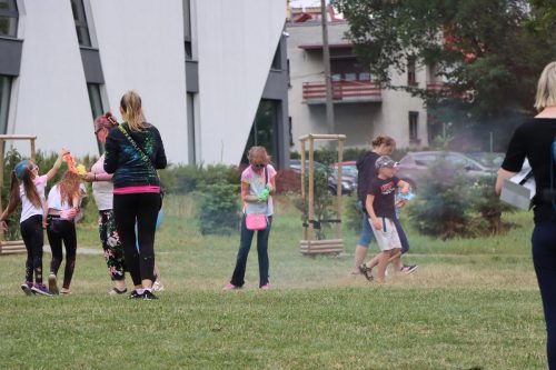 img-7506-copy Letni Festiwal Zabawy i Holi – Święto Kolorów na Tarnowskich Błoniach