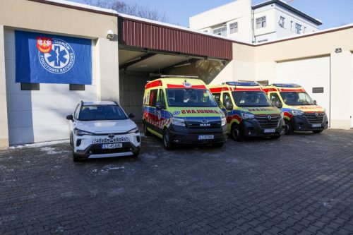 003 Nowe ambulanse wzmocnią system ratownictwa w powiecie tarnowskim
