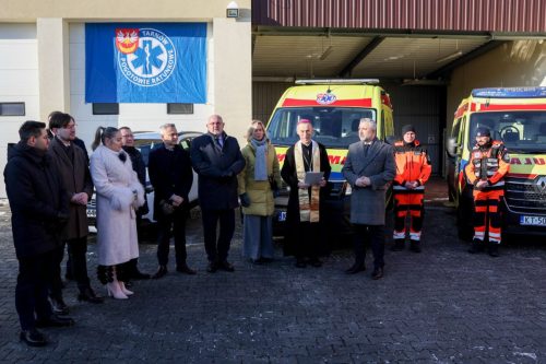 007 Nowe ambulanse wzmocnią system ratownictwa w powiecie tarnowskim