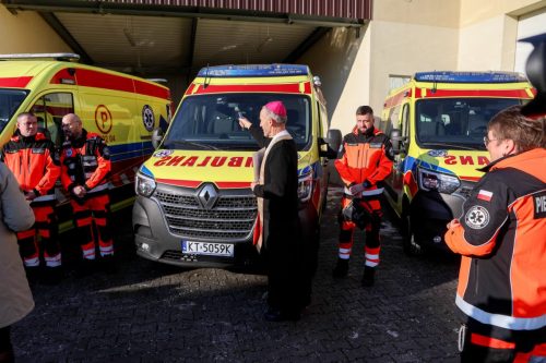 010 Nowe ambulanse wzmocnią system ratownictwa w powiecie tarnowskim