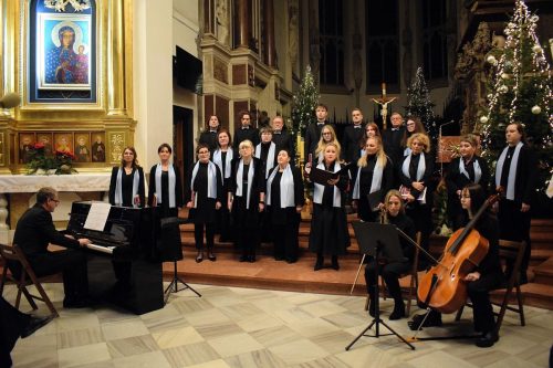 dsc-0258-edytowano-copy Kolędowanie na Tarnowskiej Starówce w wyjątkowej oprawie katedralnej