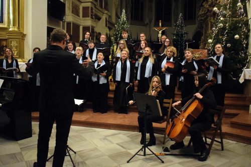 dsc-6359-edytowano-copy Kolędowanie na Tarnowskiej Starówce w wyjątkowej oprawie katedralnej