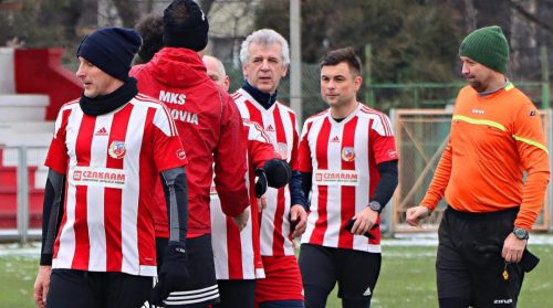 15-copy Tarnovia "Kawalerowie" vs "Żonaci"