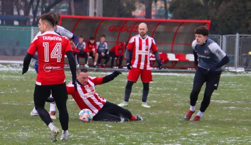 img-1015-edytowano-copy Tarnovia "Kawalerowie" vs "Żonaci"