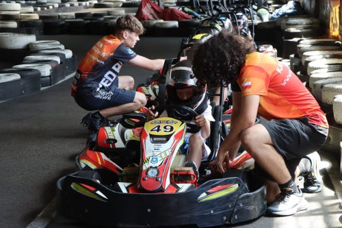 1-copy Wakacyjne emocje na torze SpeedRace – nauka, bezpieczeństwo i świetna zabawa