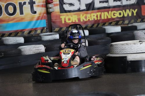 2-copy Wakacyjne emocje na torze SpeedRace – nauka, bezpieczeństwo i świetna zabawa