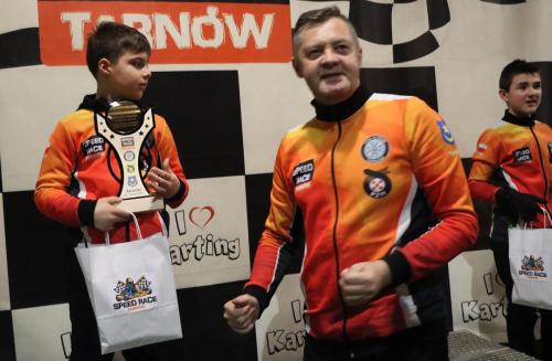 28 Juliusz Bąk, Kacper Kajmowicz i Konrad Malawski Mistrzami Ligi Kartingowej w Tarnowie