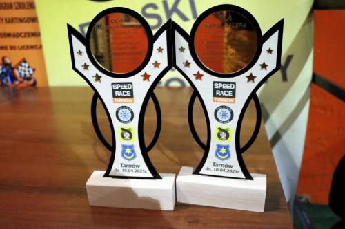 43 Juliusz Bąk, Kacper Kajmowicz i Konrad Malawski Mistrzami Ligi Kartingowej w Tarnowie