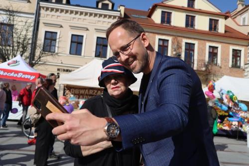 img-8515-copy 8 Marca - Wspólne Zdjęcie Kobiet Wspierających Rafała Trzaskowskiego