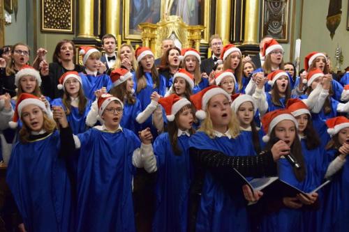 Chor-1 Kolędowanie na Starówce u Bernardynów