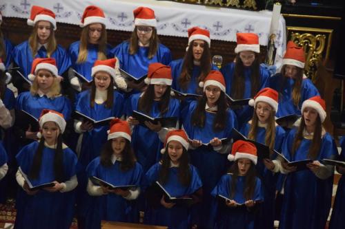 Chor-10 Kolędowanie na Starówce u Bernardynów
