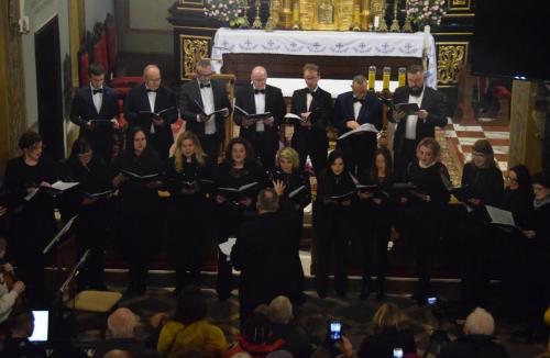 Chor-2 Kolędowanie na Starówce u Bernardynów