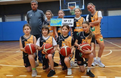 12-copy Puchar Tarnowa w koszykówce - dedycja VII/2