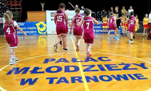 img-2264-edytowano-copy-copy Puchar Tarnowa w koszykówce - dedycja VII/2
