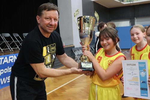 img-3564-edytowano-copy Puchar Tarnowa w koszykówce - dedycja VII/2