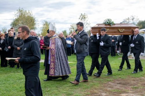 855514954_39105542519060893_6368662534085175339_n Ostatnia droga ks. Stanisława Opockiego - „Pożegnanie człowieka dialogu i pojednania”