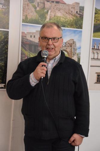 4 Stanisław Kusiak - “Zamki małopolskie” – wystawa fotografii