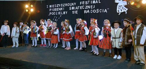 6-edytowano-copy I Międzyszkolny Festiwal Piosenki Świątecznej „Podzielmy się radością” w Szkole Podstawowej im. T. Kościuszki w Łętowicach
