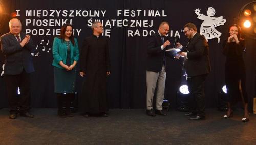 dsc-6444-copy I Międzyszkolny Festiwal Piosenki Świątecznej „Podzielmy się radością” w Szkole Podstawowej im. T. Kościuszki w Łętowicach