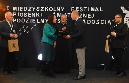 dsc-6446-copy I Międzyszkolny Festiwal Piosenki Świątecznej „Podzielmy się radością” w Szkole Podstawowej im. T. Kościuszki w Łętowicach