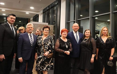 60-copy Koncert Świąteczno-Noworoczny w Lusławicach – muzyka, taniec i elegancja w wyjątkowej odsłonie - część trzecia