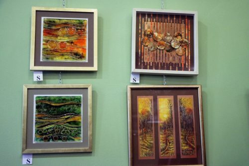 IMG_4673_edytowano „Inspiracje” – twórczy świat Magdaleny Latawskiej-Honkisz w Galerii HORTAR