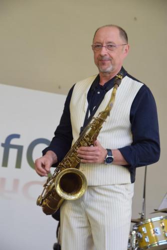 438096239_838274931664871_5450880688544128625_n Majówka z Leliwa Jazz Band