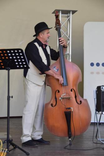 438162735_838275031664861_3578952179249721485_n Majówka z Leliwa Jazz Band