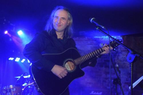 8-copy Muzyczne zakończenie roku 2024 w Maranto Vibe – Tomasz Wiśniewski i Przyjaciele