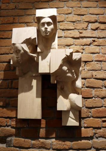 11 "Niezwykła wystawa rzeźb Marka Pelczara – hołd dla kobiecości" w Galerii Bema20