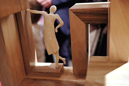 22 "Niezwykła wystawa rzeźb Marka Pelczara – hołd dla kobiecości" w Galerii Bema20