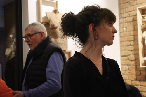 34 "Niezwykła wystawa rzeźb Marka Pelczara – hołd dla kobiecości" w Galerii Bema20