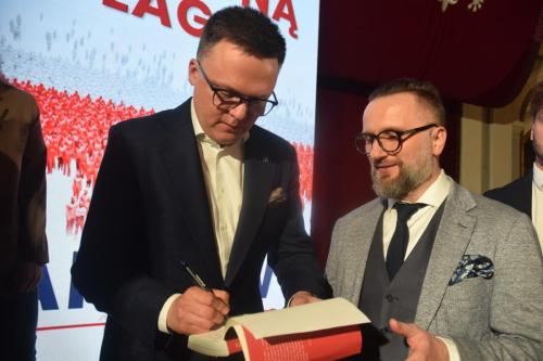 dsc-4797-copy Spotkanie otwarte z Szymonem Hołownią w Tarnowie